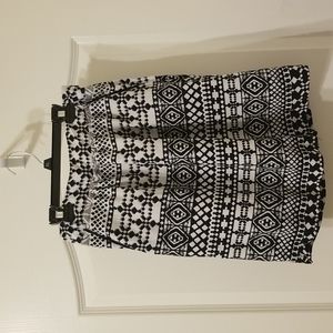 Mossimo Black and white skirt